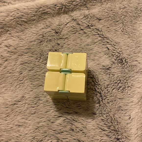 Fidget cube - Picture 2 of 2